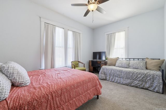 102 Beal, San Antonio, TX 78201