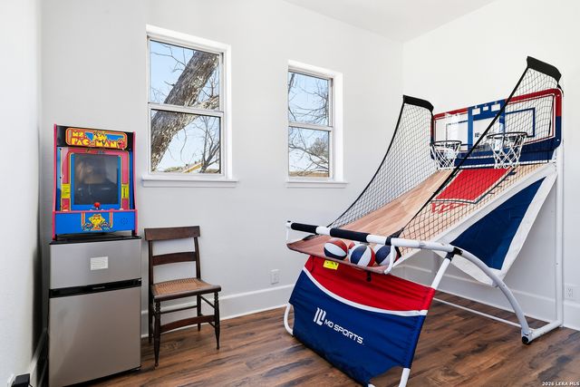 102 Beal, San Antonio, TX 78201