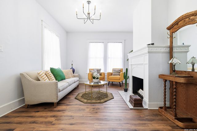 102 Beal, San Antonio, TX 78201