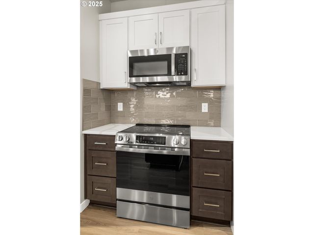 85 Nw MAWRCREST Ave, Gresham, OR 97030