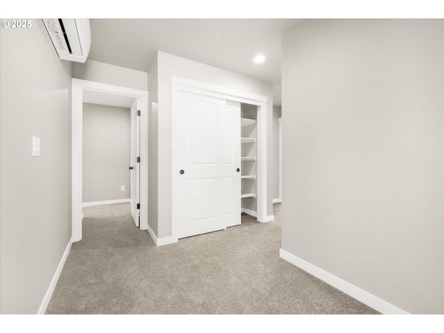 85 Nw MAWRCREST Ave, Gresham, OR 97030