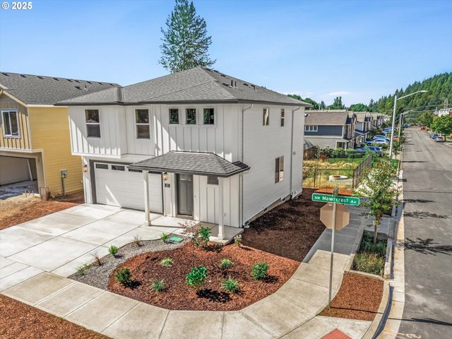 85 Nw MAWRCREST Ave, Gresham, OR 97030