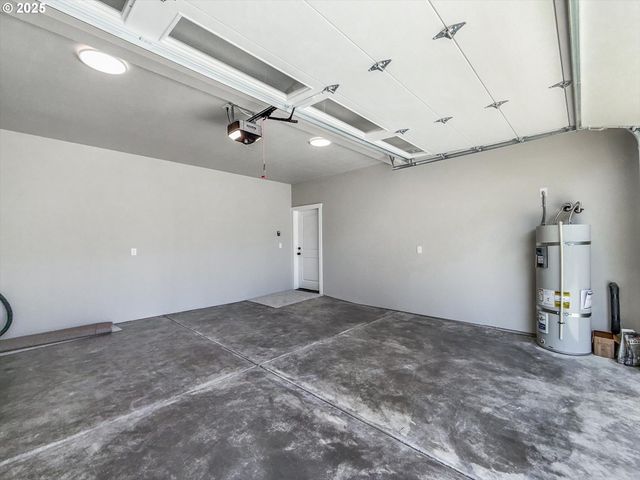 85 Nw MAWRCREST Ave, Gresham, OR 97030