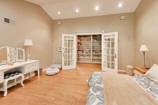 3414 E MARDAN Drive, Long Grove, IL 60047