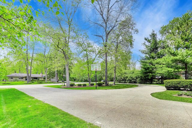 3414 E MARDAN Drive, Long Grove, IL 60047