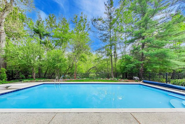 3414 E MARDAN Drive, Long Grove, IL 60047