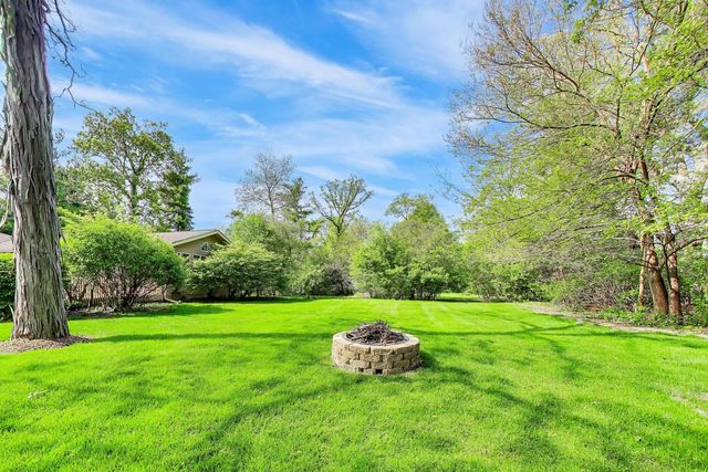 3414 E MARDAN Drive, Long Grove, IL 60047