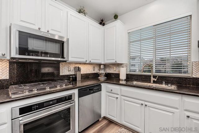 3133 Via Puerta, Carlsbad, CA 92009