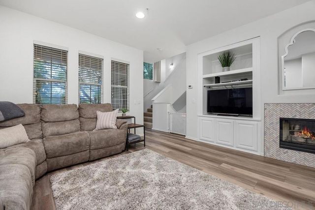 3133 Via Puerta, Carlsbad, CA 92009