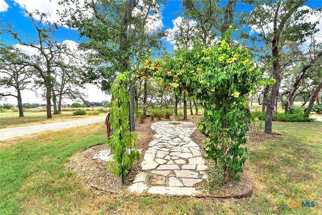 1021 FM 3432, Adkins, TX 78101