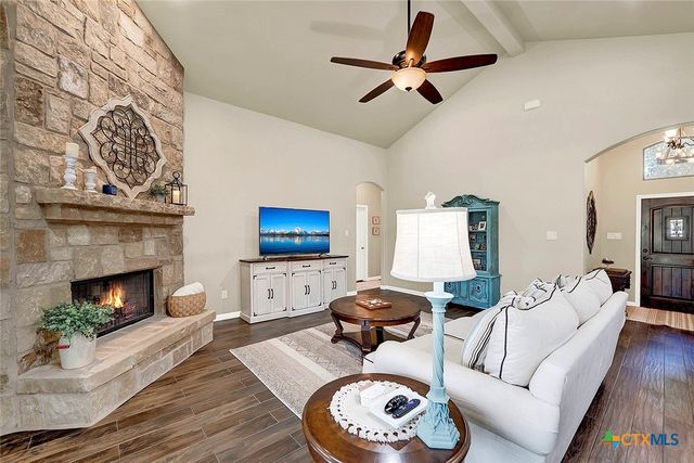 1021 FM 3432, Adkins, TX 78101