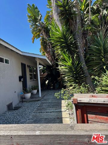 688 Mildred Avenue, Venice, CA 90291