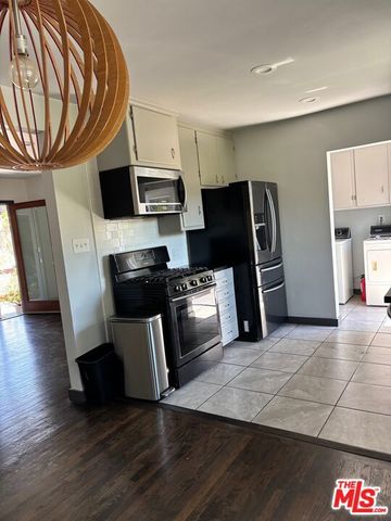 688 Mildred Avenue, Venice, CA 90291