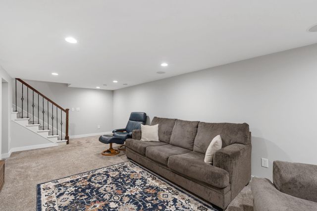 474 83rd Avenue NE, Spring Lake Park, MN 55432