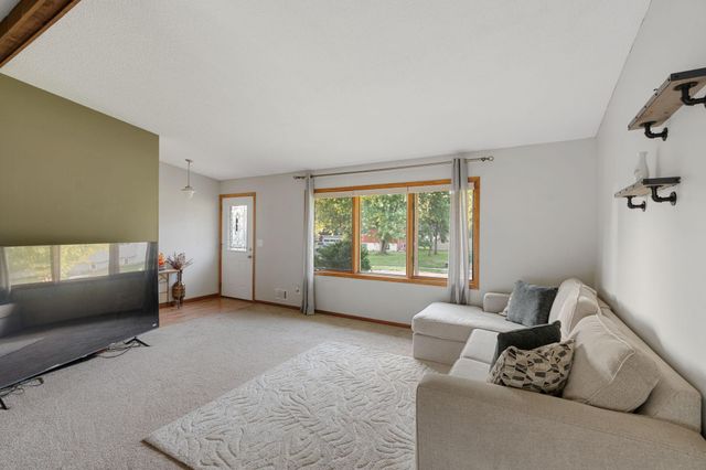 474 83rd Avenue NE, Spring Lake Park, MN 55432
