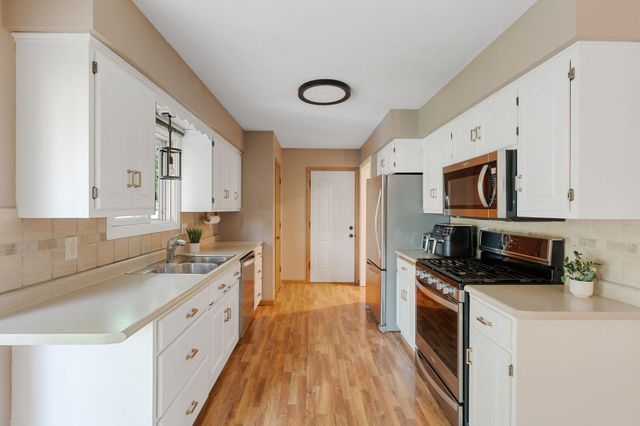 474 83rd Avenue NE, Spring Lake Park, MN 55432