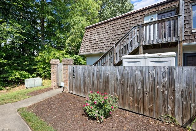 1647 Ocean Bay DR, Virginia Beach, VA 23454