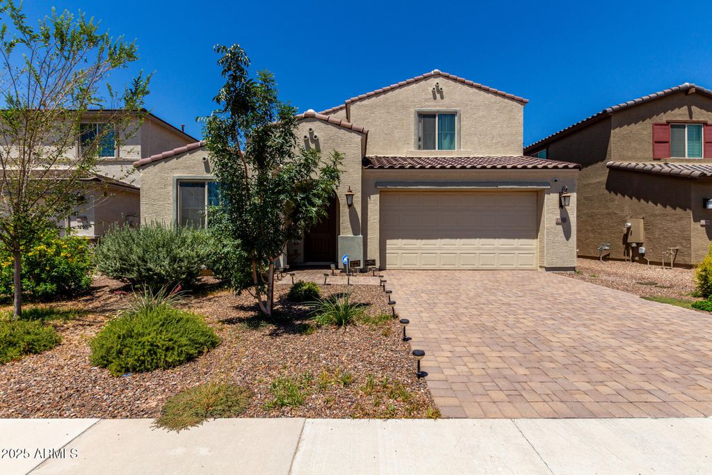 12120 W PARKWAY Lane, Avondale, AZ 85323 — photo 2
