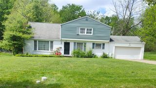 3742 Concord Drive, Beachwood, OH 44122