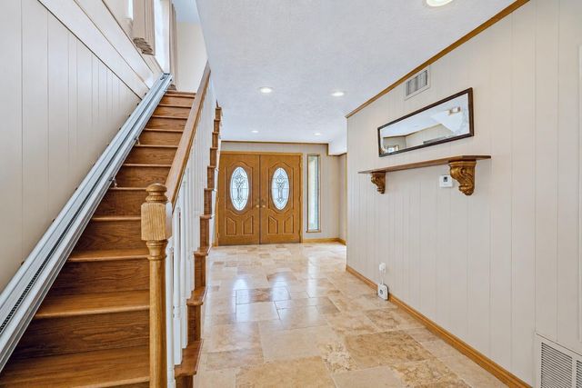 235 Lakeview Harbor, Onalaska, TX 77360