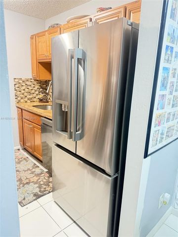 3001 NW 4th Ter 158, Pompano Beach, FL 33064