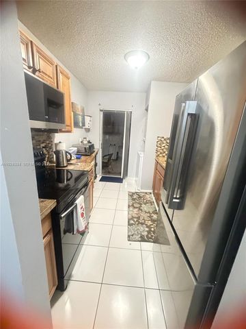 3001 NW 4th Ter 158, Pompano Beach, FL 33064