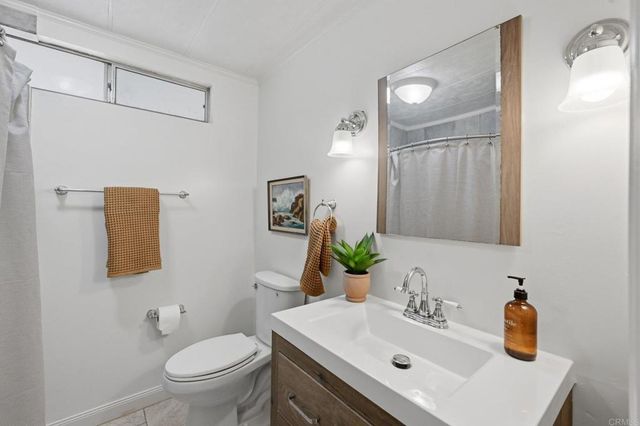 1010 E Bobier Drive 167, Vista, CA 92084