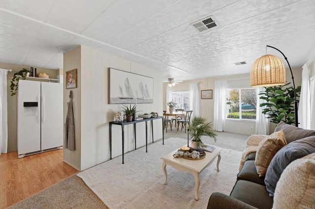 1010 E Bobier Drive 167, Vista, CA 92084