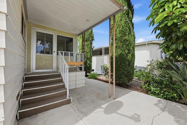 1010 E Bobier Drive 167, Vista, CA 92084