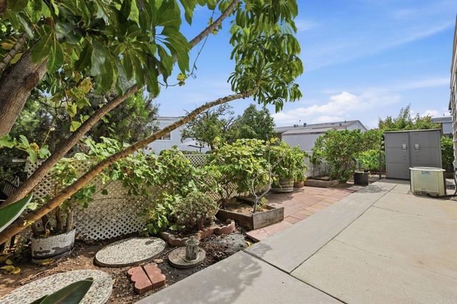 1010 E Bobier Drive 167, Vista, CA 92084