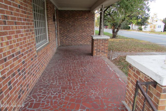 803 Mc Koy Street, Clinton, NC 28328