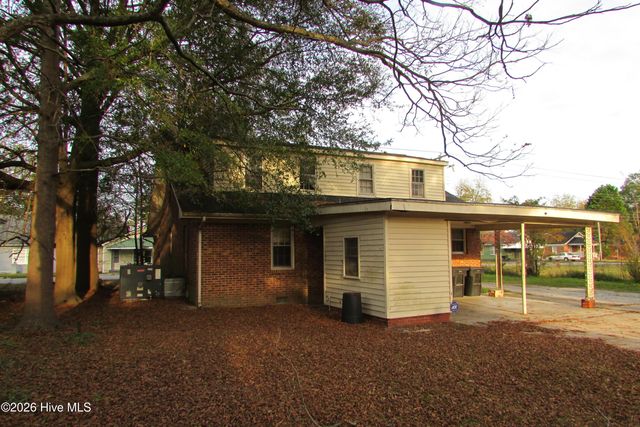 803 Mc Koy Street, Clinton, NC 28328