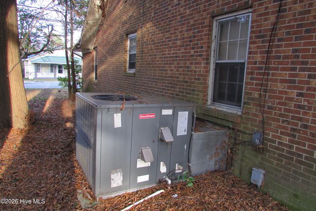 803 Mc Koy Street, Clinton, NC 28328