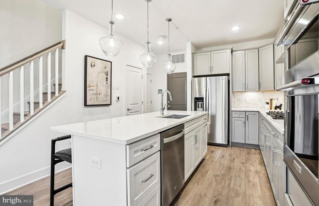 20064 CORAL WIND TERRACE, Ashburn, VA 20147