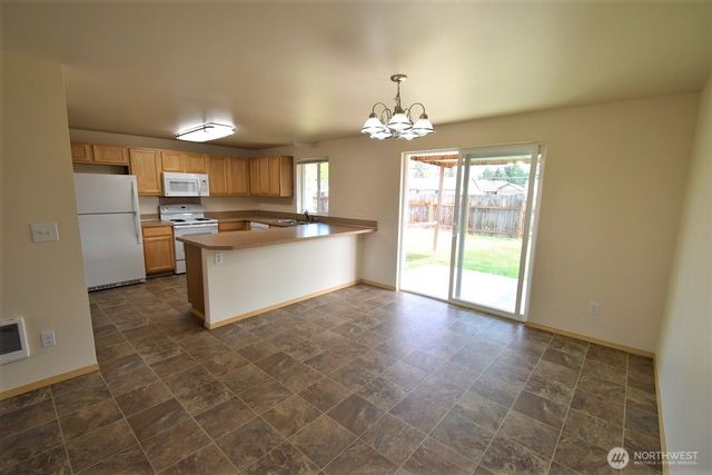 19906 Tamarack Drive SW, Rochester, WA 98579