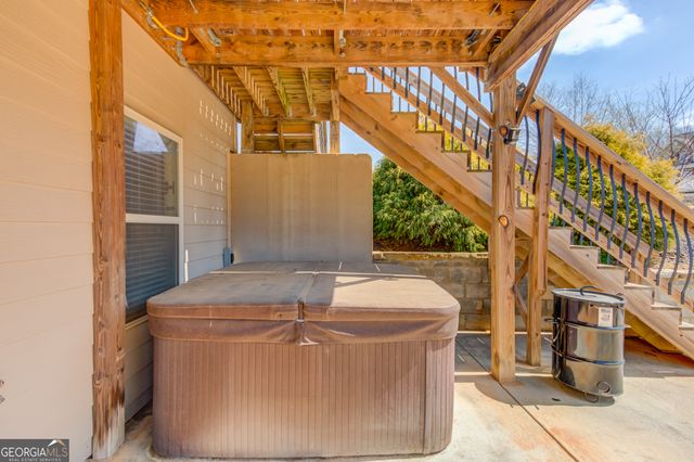 561 James Madison Court, Jefferson, GA 30549