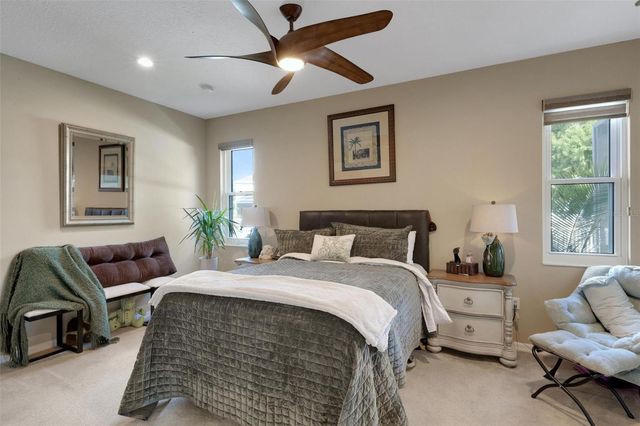 6242 BLUE RUNNER COURT, Lakewood Ranch, FL 34202