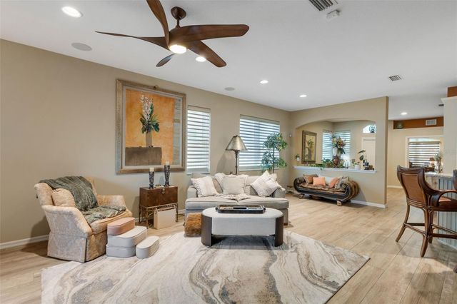 6242 BLUE RUNNER COURT, Lakewood Ranch, FL 34202
