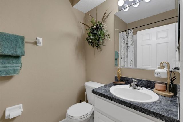 6242 BLUE RUNNER COURT, Lakewood Ranch, FL 34202