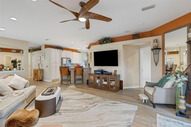 6242 BLUE RUNNER COURT, Lakewood Ranch, FL 34202