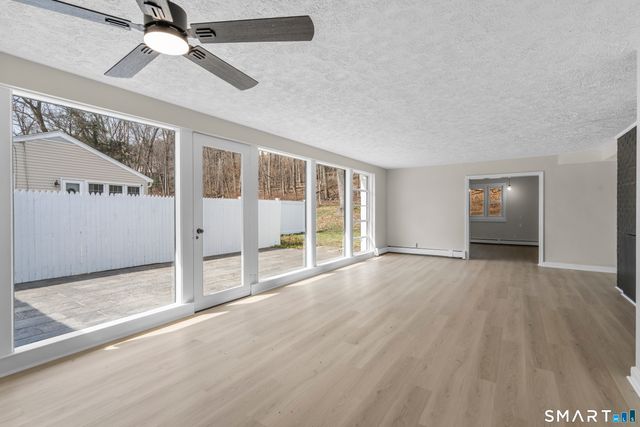 55 Englewood Drive, New Haven, CT 06515