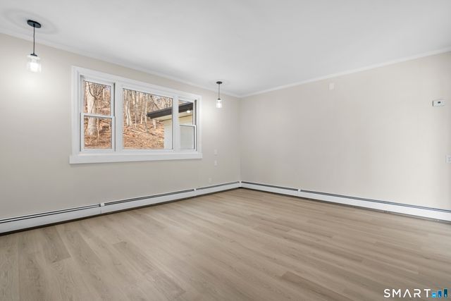 55 Englewood Drive, New Haven, CT 06515