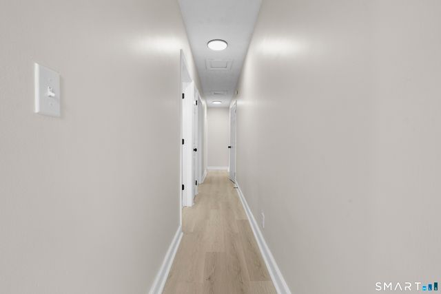 55 Englewood Drive, New Haven, CT 06515