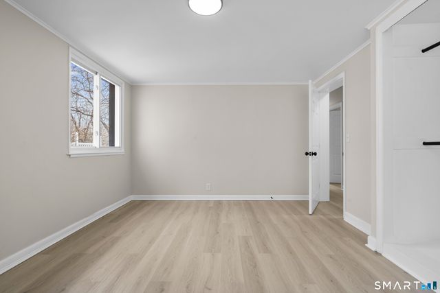 55 Englewood Drive, New Haven, CT 06515