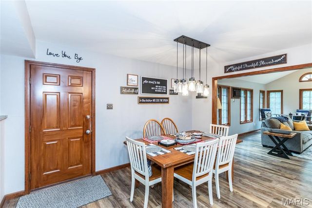 100 Hickory Lane, Festus, MO 63028