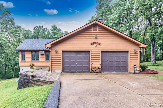 100 Hickory Lane, Festus, MO 63028