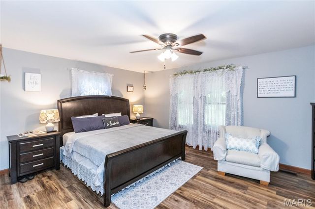 100 Hickory Lane, Festus, MO 63028