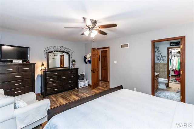 100 Hickory Lane, Festus, MO 63028