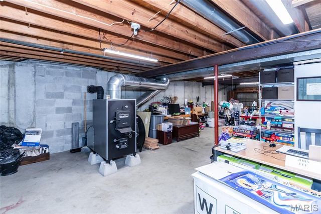 100 Hickory Lane, Festus, MO 63028