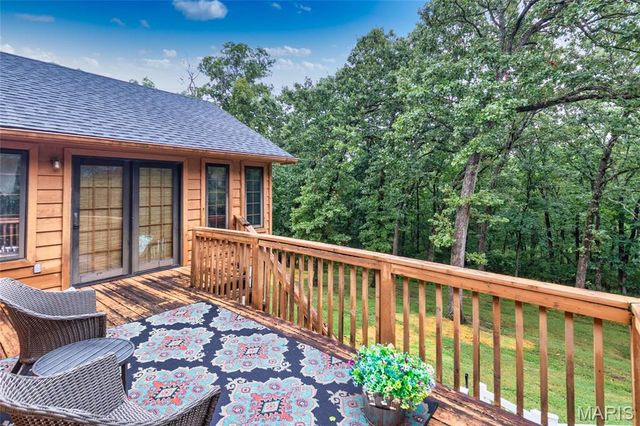 100 Hickory Lane, Festus, MO 63028